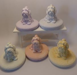 3oz) Plaster Dog Lid - Blue / Green / Violet / Pink - Atelier Detail View 1