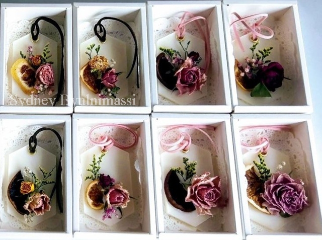 Custom Order FOD8 - Flower Arrangement Wax Tablet with - Atelier Detail View 3